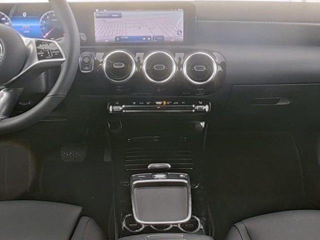 Mercedes-Benz A 180 Automatic Progressive Advanced - foto 4 di 4