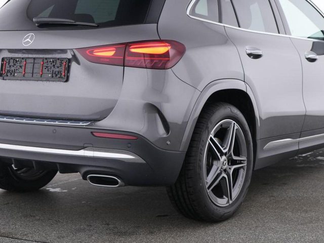 Mercedes-Benz GLA 200 Automatic AMG Line Advanced Plus - foto 3 di 4