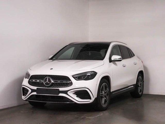 Mercedes-Benz GLA 180 Automatic AMG Line Premium usato a COMO