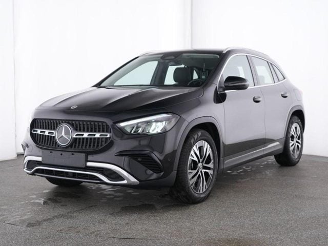 Mercedes-Benz GLA 180 Automatic Progressive Advanced usato a COMO