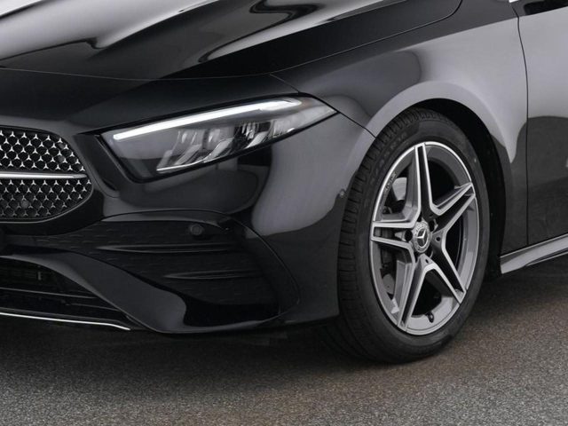 Mercedes-Benz A 180 Automatic AMG Line Premium - foto 3 di 4