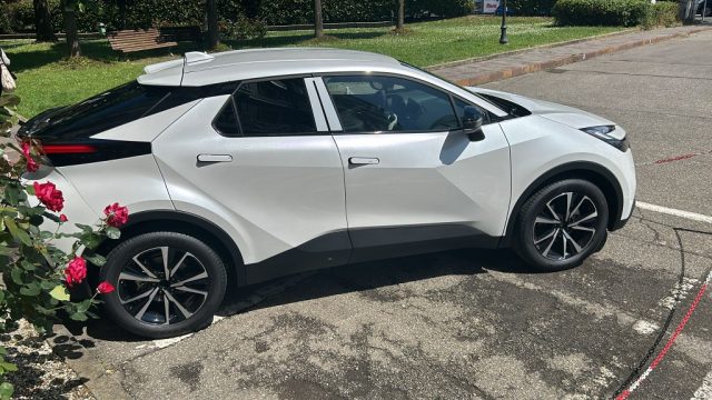 Toyota C-HR 2.0 HV Trend Prezzo Di Listino Nuovo, in vendita a Serravalle Scrivia (AL)