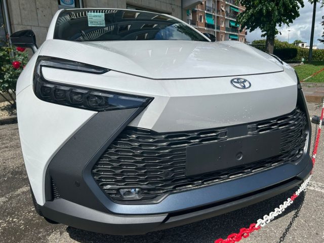 Toyota C-HR 2.0 HV Trend Prezzo Di Listino Nuovo, in vendita a Serravalle Scrivia (AL)