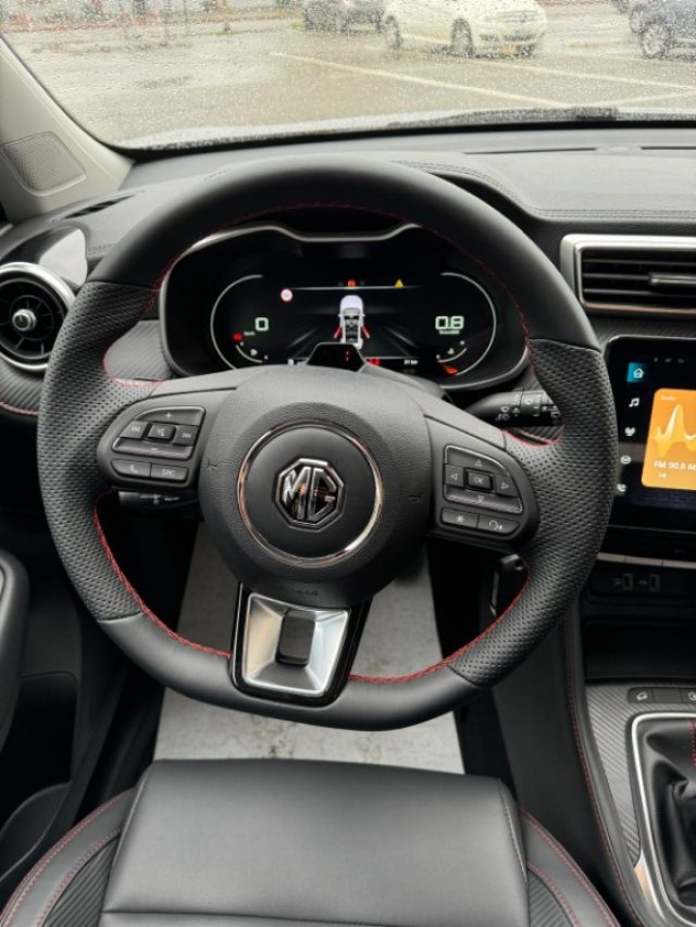 MG ZS 1.5 VTi-tech Luxury nuovo a SERRAVALLE SCRIVIA