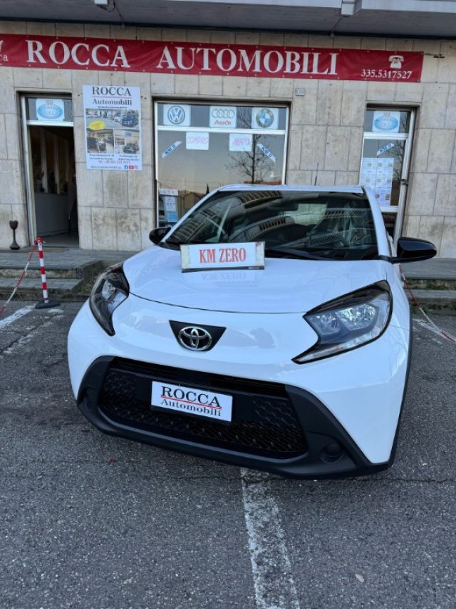 Toyota Aygo X 1.0 VVT-i 72 CV 5 porte Active km 0 a SERRAVALLE SCRIVIA