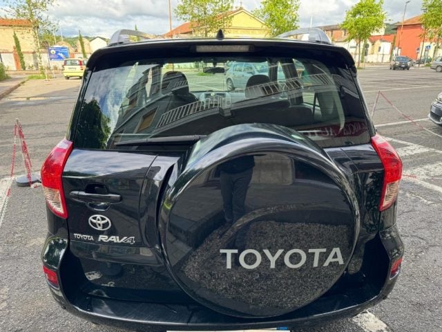 Toyota RAV 4 MY23 RAV4 2.2 D-4D 136 CV DPF Sol - foto 2 di 4