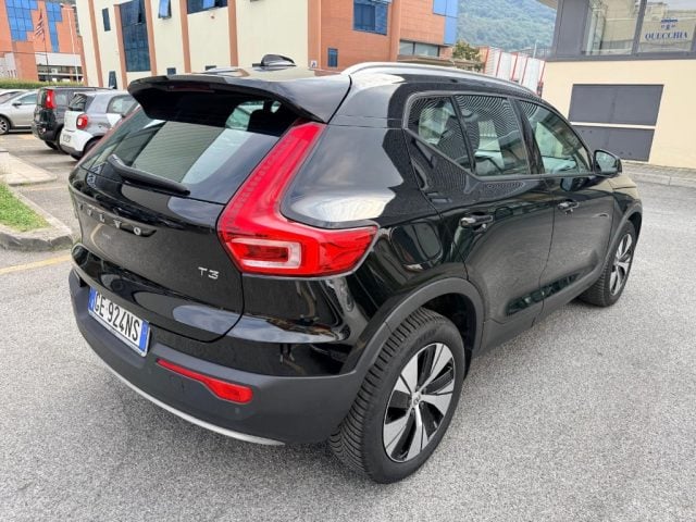 Volvo XC40 1.5 T3 Momentum 163CV My 21 - foto 2 di 4