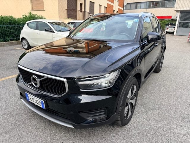Volvo XC40 1.5 T3 Momentum 163CV My 21, del 2021, 91.561 km, in vendita a Iseo (BS)