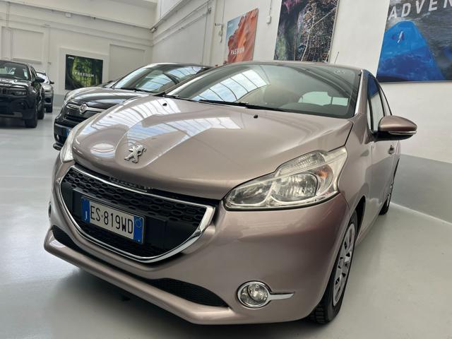 Peugeot 208 1� serie 1.0 VTi 68 CV 5 porte Active usato a TORINO