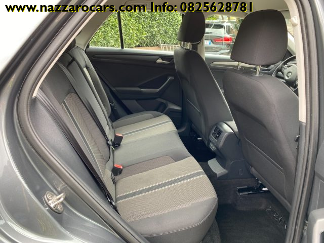 Volkswagen T-Roc 2.0 TDI 150CV DSG 4MOTION Business NAV, del 2021, 64.933 km, in vendita a Manocalzati (AV)