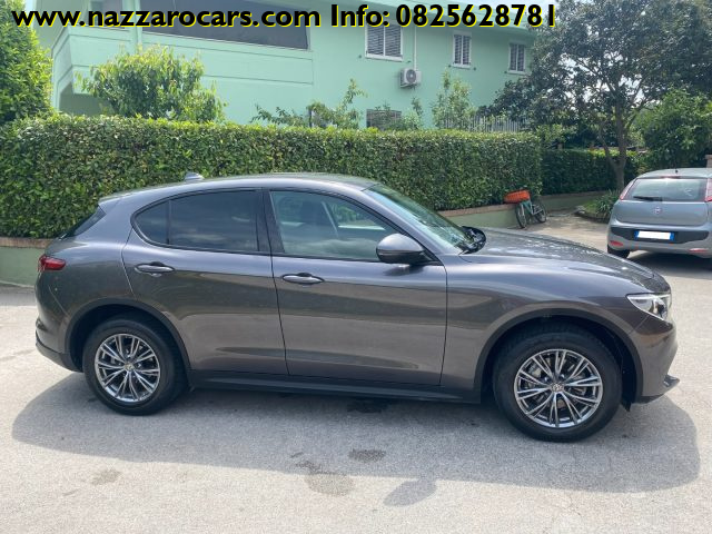 Alfa Romeo Stelvio 2.2 Turbodiesel 190 CV AT8 Q4 Business XENO/NAVIG - foto 2 di 4