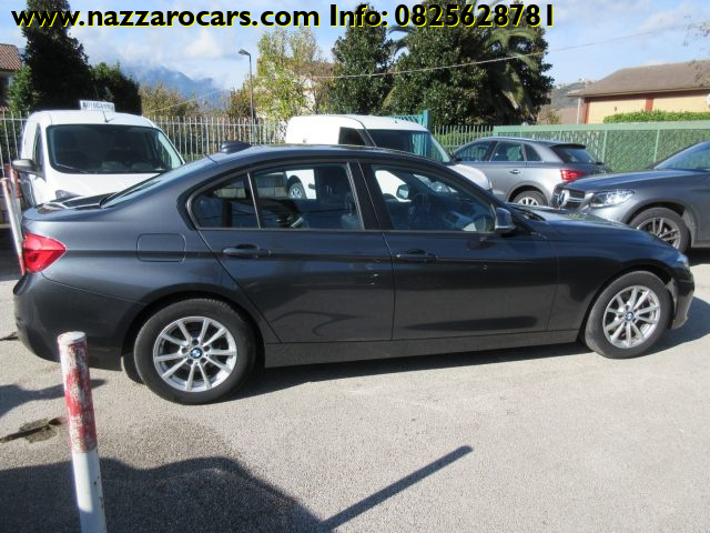 BMW 318 d Business Advantage aut. LED/NAV, del 2018, 129.999 km, in vendita a Manocalzati (AV)