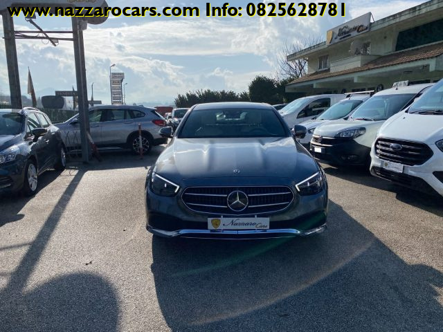 Mercedes-Benz E 220 d Auto Premium Plus FULL OPTIONAL PELLE TRAFORATA - foto 2 di 4