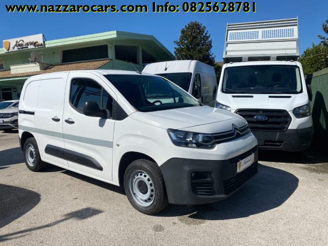 Citroen Berlingo BlueHDi 100 Van M Club, del 2020, 84.000 km, in vendita a Manocalzati (AV)