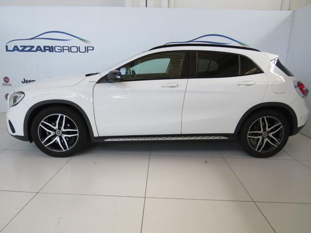 Mercedes-Benz GLA 180 Sport - foto 3 di 15