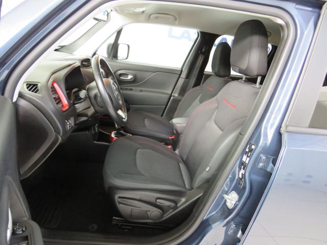 Jeep Renegade 1.3 T4 240CV PHEV 4xe AT6 Trailhawk - foto 2 di 4