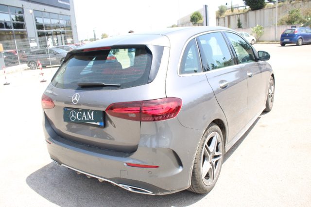 Mercedes-Benz B 180 d Automatic AMG Line Premium - foto 2 di 4