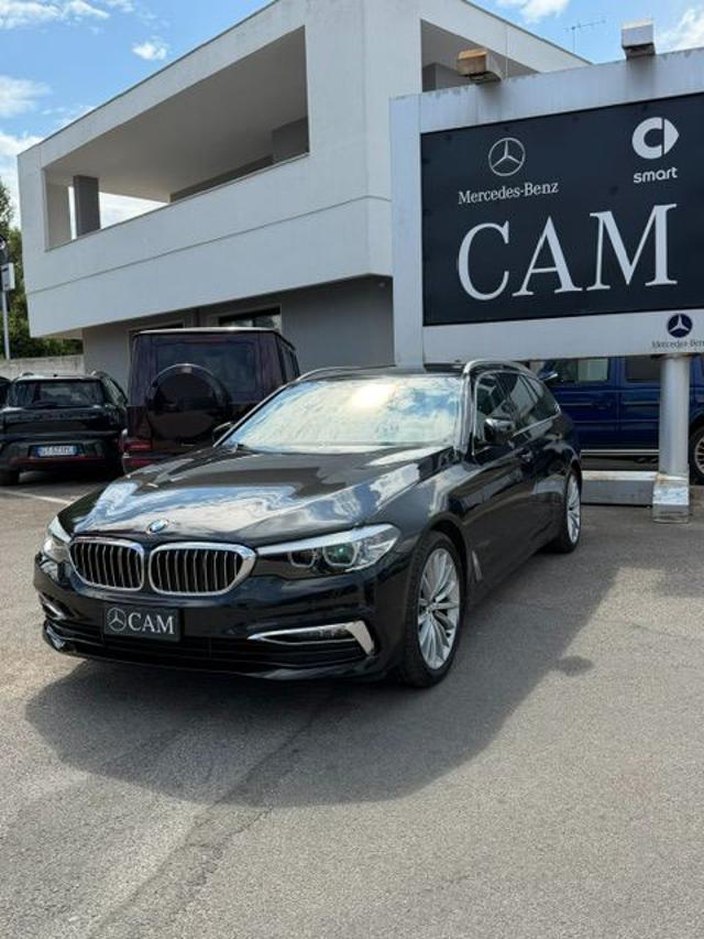 BMW 520 d aut. Touring Msport, del 2019, 150.000 km, in vendita a Lecce (LE)