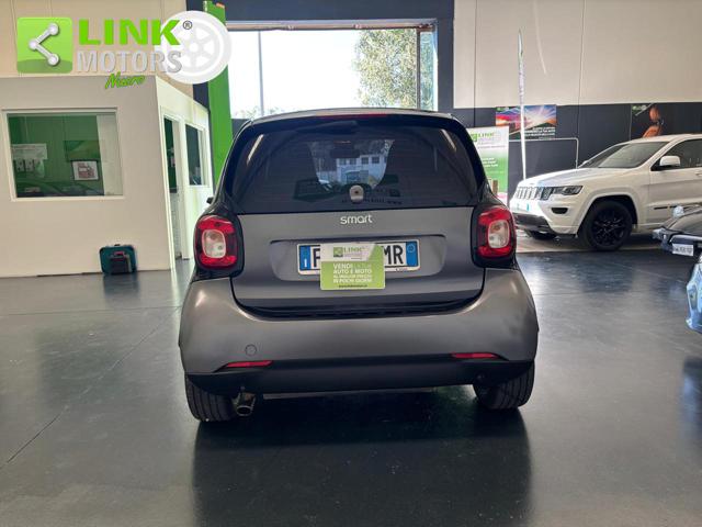 smart forTwo 70 1.0 TWINAMIC PASSION - foto 3 di 4