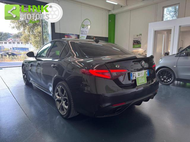 Alfa Romeo Giulia Q4 210 CV VELOCE - foto 3 di 4