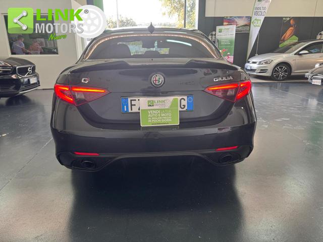 Alfa Romeo Giulia Q4 210 CV VELOCE - foto 4 di 4