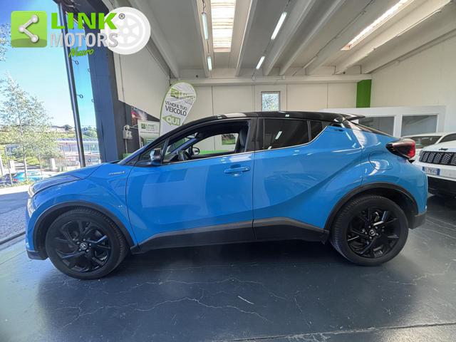 Toyota C-HR style - foto 2 di 4