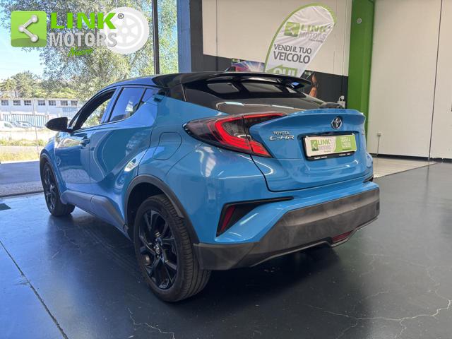 Toyota C-HR style - foto 3 di 4