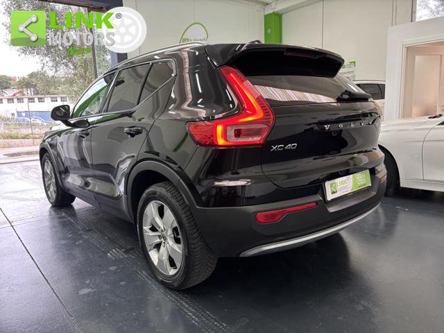 Volvo XC40 2.0 d3 AWD MOMENTUM - foto 3 di 34