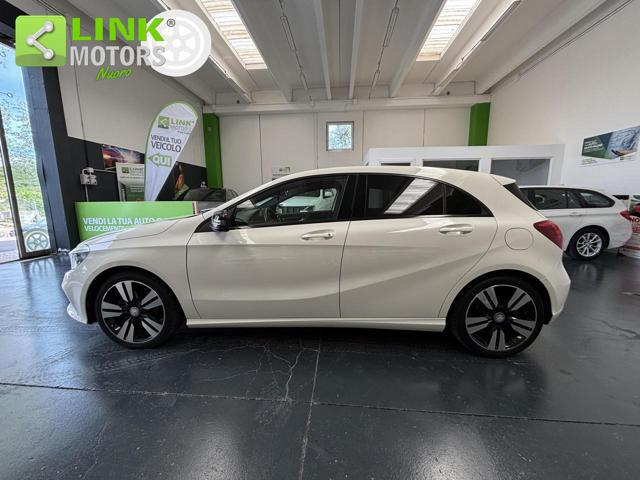 Mercedes-Benz A 180 d NIGHT EDITION SPORT - foto 2 di 30