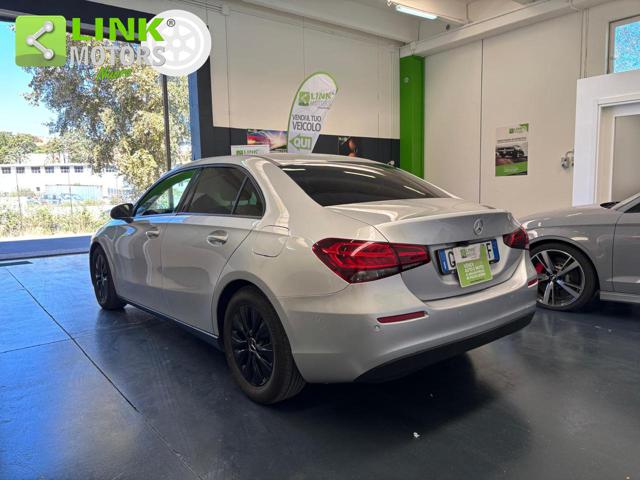 Mercedes-Benz A 180 d SEDAN PREMIUM - foto 3 di 4