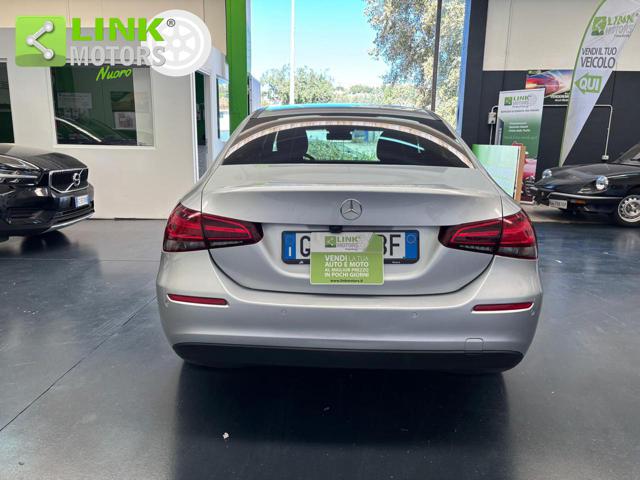 Mercedes-Benz A 180 d SEDAN PREMIUM - foto 4 di 4