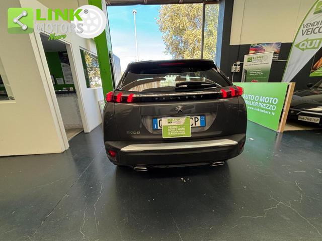 Peugeot 2008 1.2 allure - foto 3 di 4