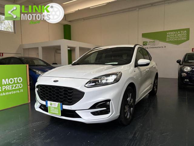 Ford Kuga ST-Line X Design 2wd 120cv, del 2022, 107.000 km, in vendita a Nuoro (NU)