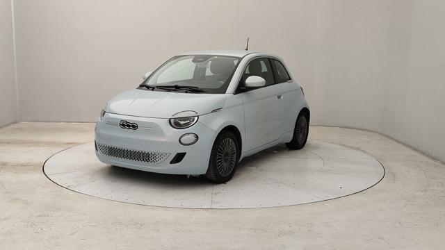 Fiat 500e 42 kWh Icon - foto 1 di 4