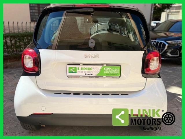 smart forTwo 70 1.0 twinamic Passion - foto 4 di 4