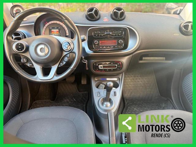 smart forTwo 70 1.0 twinamic Passion, del 2018, 77.350 km, in vendita a Rende (CS)
