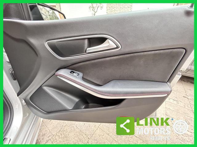 Mercedes-Benz CLA 200 d 4Matic Automatic Premium - foto 2 di 4