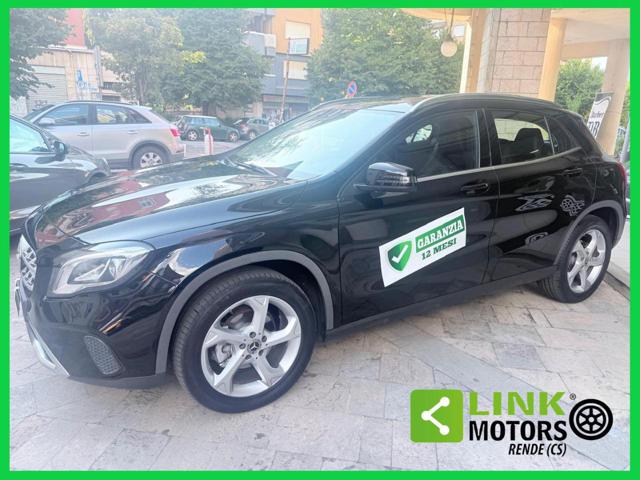 Mercedes-Benz GLA 200 d Automatic Sport - foto 2 di 4