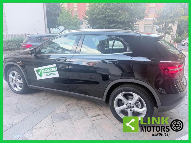 Mercedes-Benz GLA 200 d Automatic Sport - foto 3 di 4