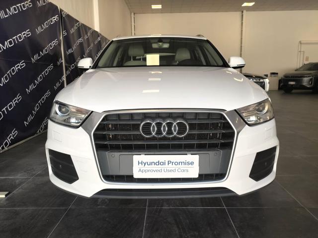 Audi Q3 2.0 TDI 120 CV Business - foto 3 di 4