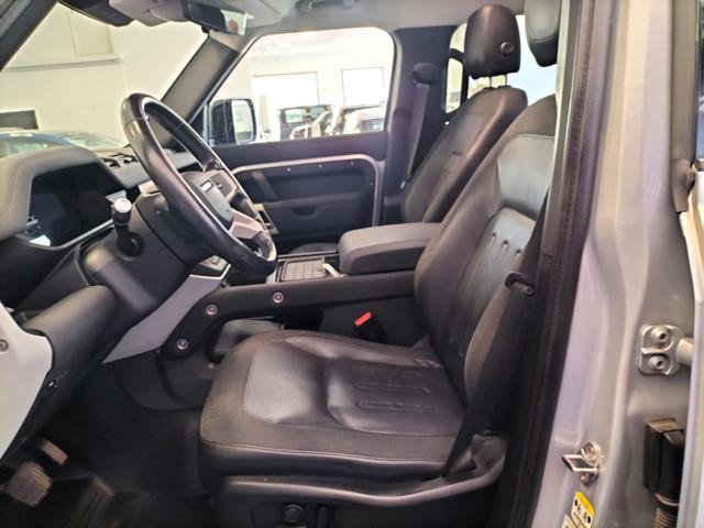 Land Rover Defender 110 2.0 SD4 240CV AWD Auto First Edition usato a MESSINA