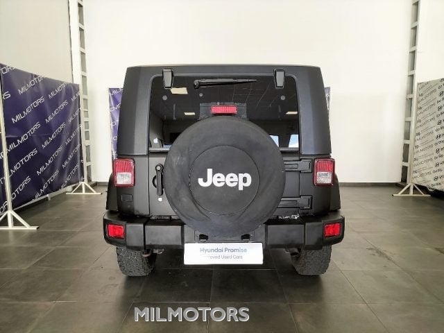 Jeep Wrangler 2.8 CRD DPF Sahara Auto, del 2009, 95.948 km, in vendita a Messina (ME)