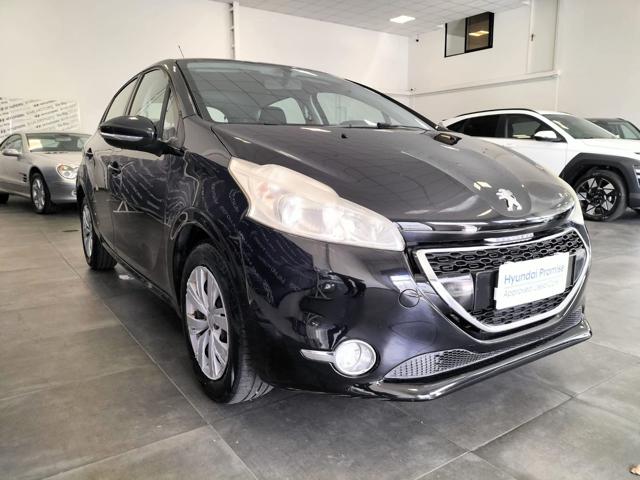 Peugeot 208 1� serie 1.2 VTi 82 CV 5 porte Access usato a MESSINA