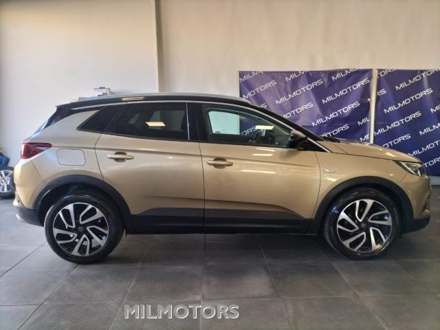 Opel Grandland X 1.6 diesel Ecotec Start&Stop aut.Bi ColorUltimate - foto 3 di 4