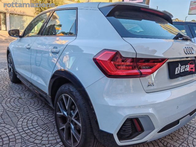 Audi A1 A1 citycarver 35 TFSI Admired - foto 4 di 4