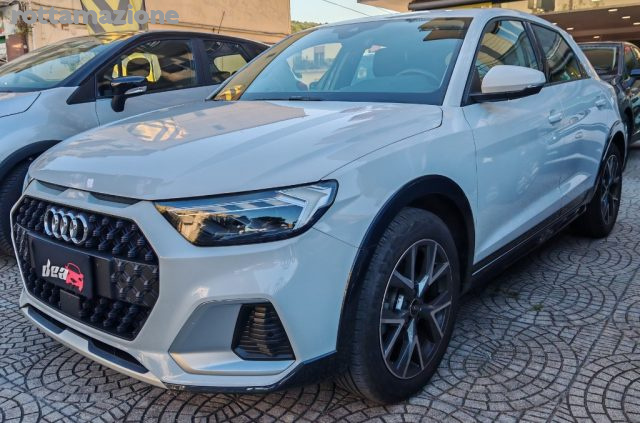 Audi A1 A1 citycarver 35 TFSI Admired usato a QUARTO