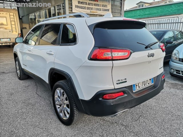 Jeep Cherokee 2.2 Mjt II 4WD Active Drive I Limited - foto 4 di 12