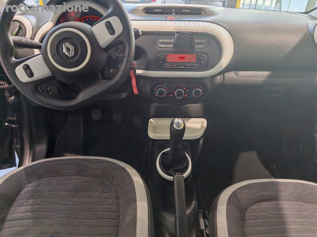 Renault Twingo SCe Live - foto 3 di 4