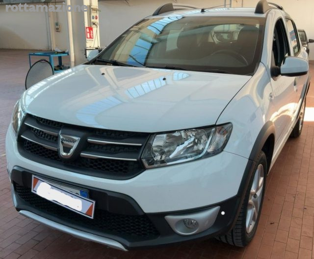 Dacia Sandero Stepway 0.9 TCe 12V 90 CV Start&Stop - foto 2 di 4