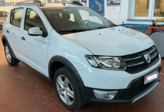 Dacia Sandero Stepway 0.9 TCe 12V 90 CV Start&Stop - foto 4 di 4